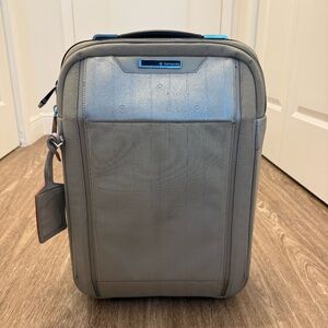 Samsonite Black Label Carry On